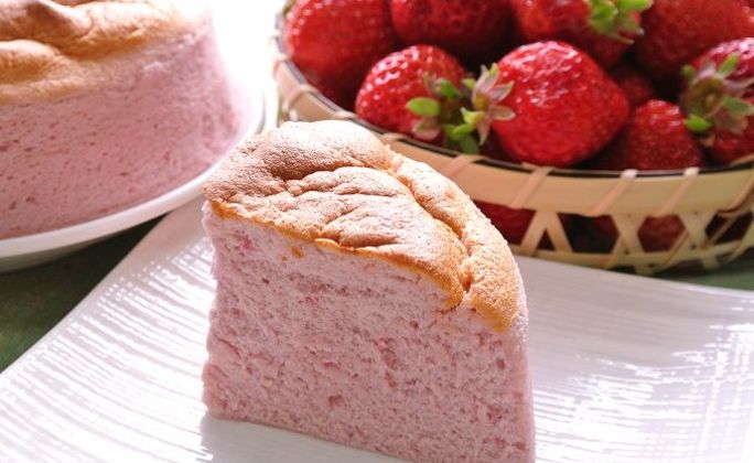 いちごミルクスフレ